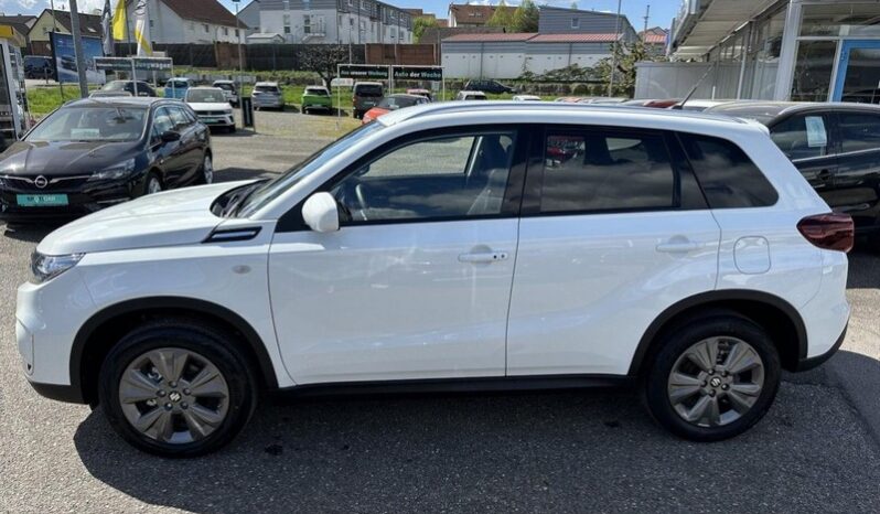 
								Suzuki Vitara Comfort 1,5 RFK+SHZ+ACC+LED+TEMP+TWW+ESP full									