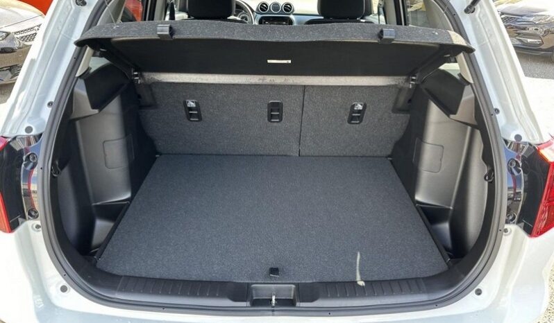 
								Suzuki Vitara Comfort 1,5 RFK+SHZ+ACC+LED+TEMP+TWW+ESP full									