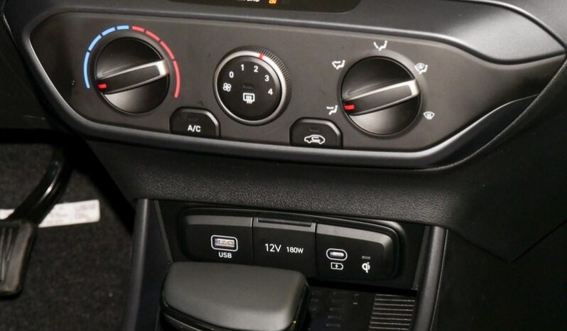 
								Hyundai i20 Facelift 1.0 TGDI DCT Trend Navi Carplay full									